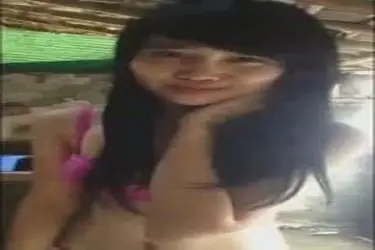 Dokumentasi Gadis Eneng Cantik Live Kasur Mandi