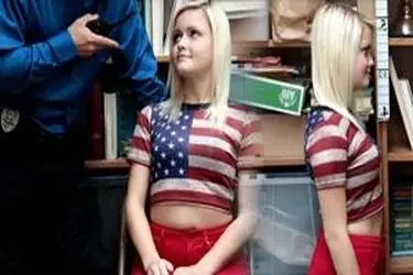 Penampilan Memukau Madison Hart Di Kasur