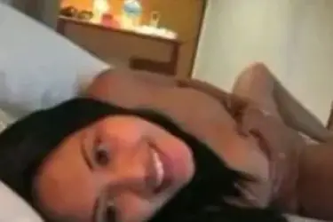 Tante Lestari Keenakan Parah Digoda Kontol Panjang